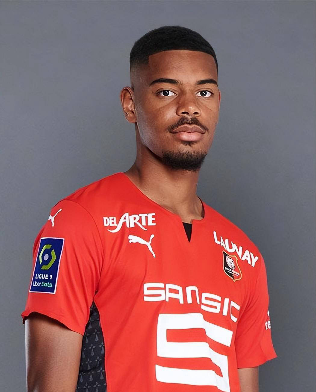 火力全开，意甲中卫1号，法国22岁全能王，国米转会市场最后狂飙